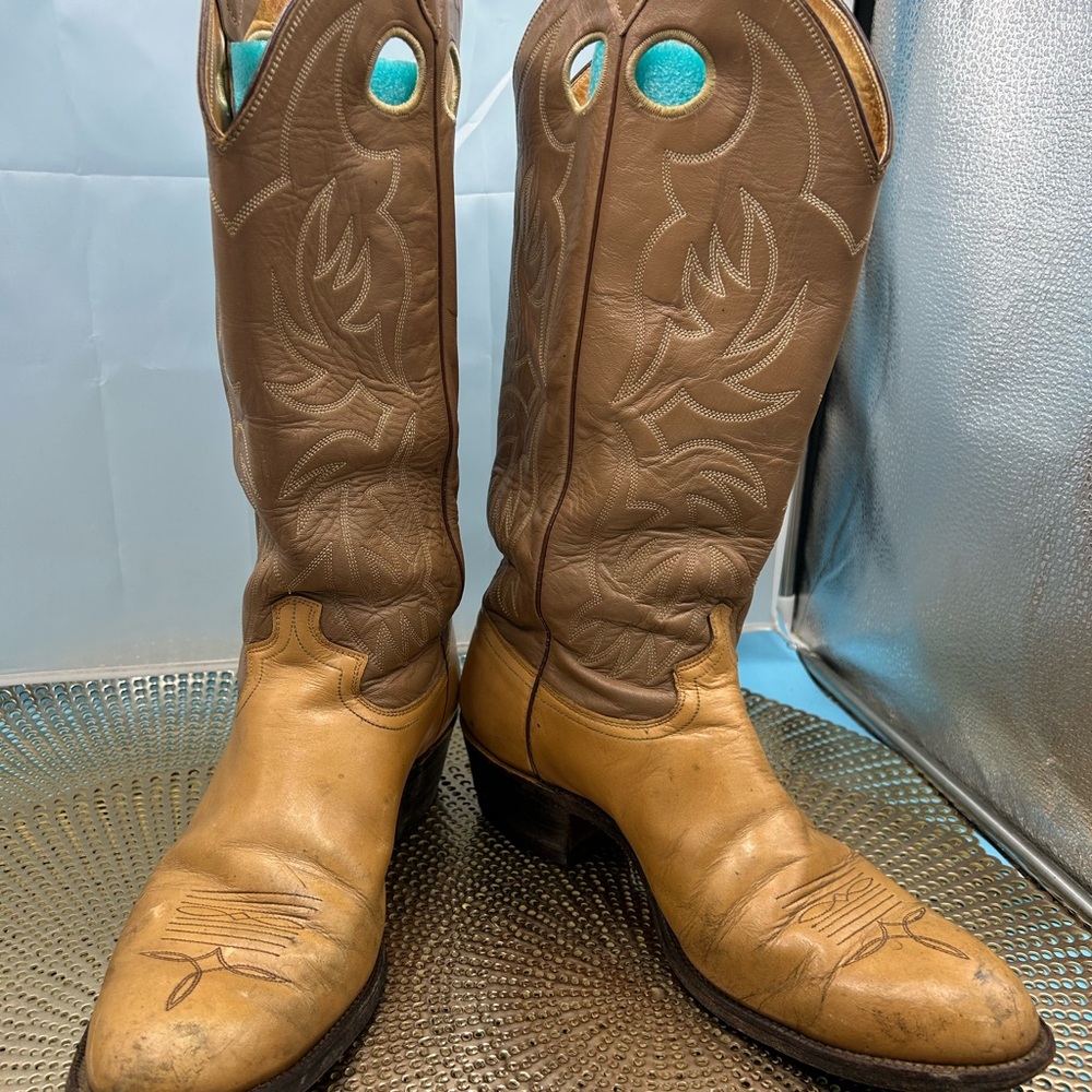 Justin men 11 vintage tall cowboy boots